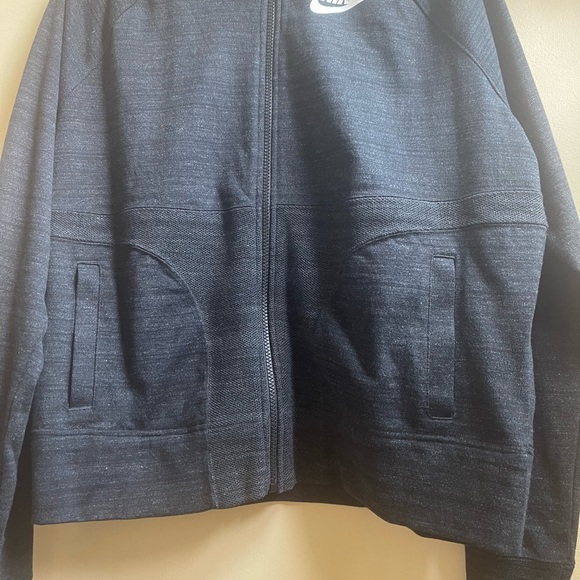 Nike Zip Jacket - Picture 2 of 10